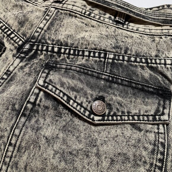 Ulla Johnson Runway Spring 2021! Acid Washed Tie Wrap Shorts - Collection Worthy - Picture 6 of 9